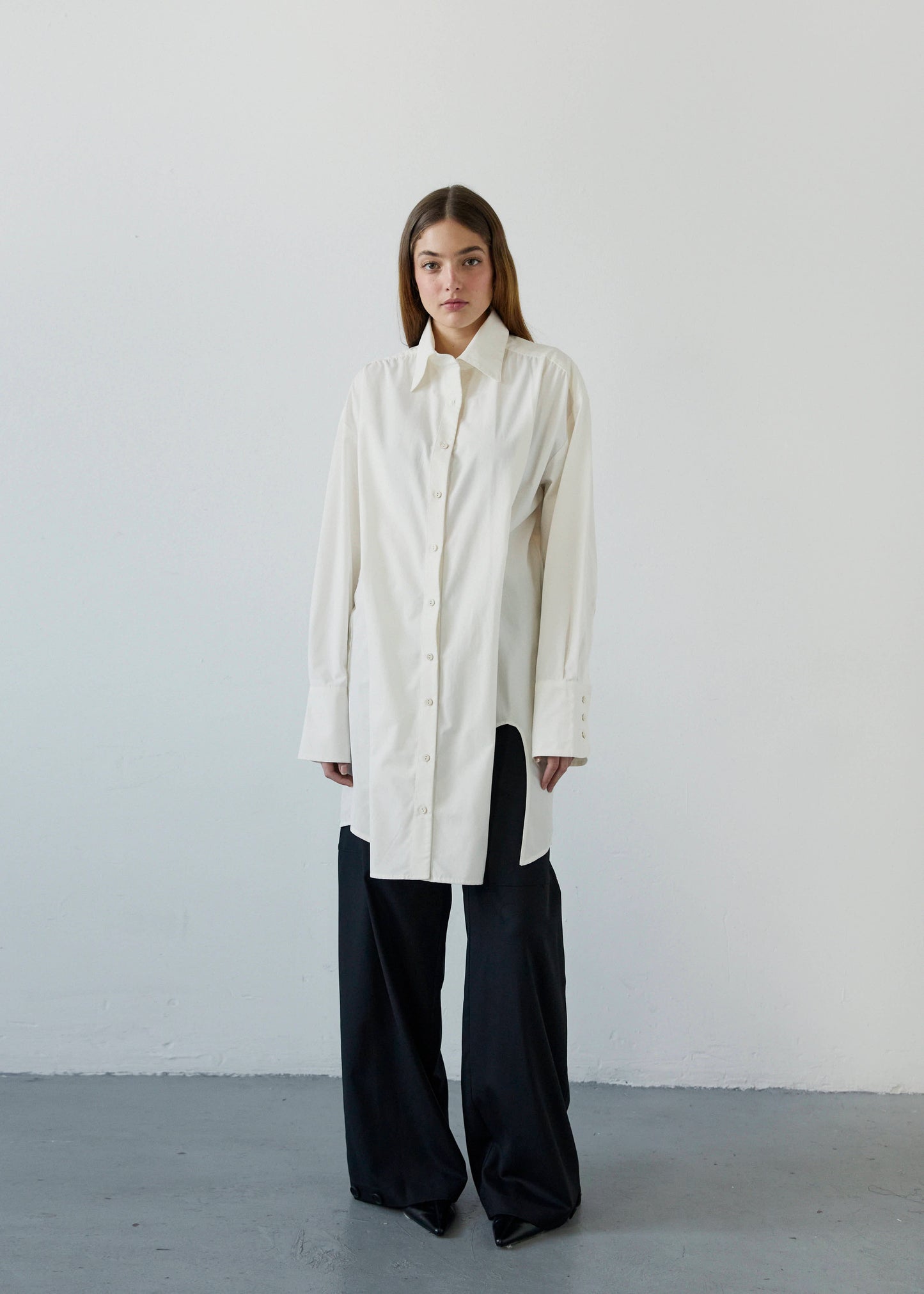 YARA WHITE PEARL COTTON LONG SHIRT